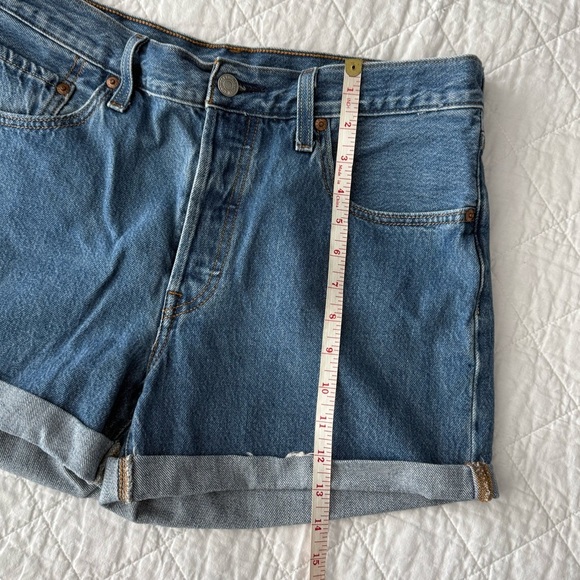 Levi’s Blue High-Waisted Cuffed Jean Shorts - Picture 5 of 9